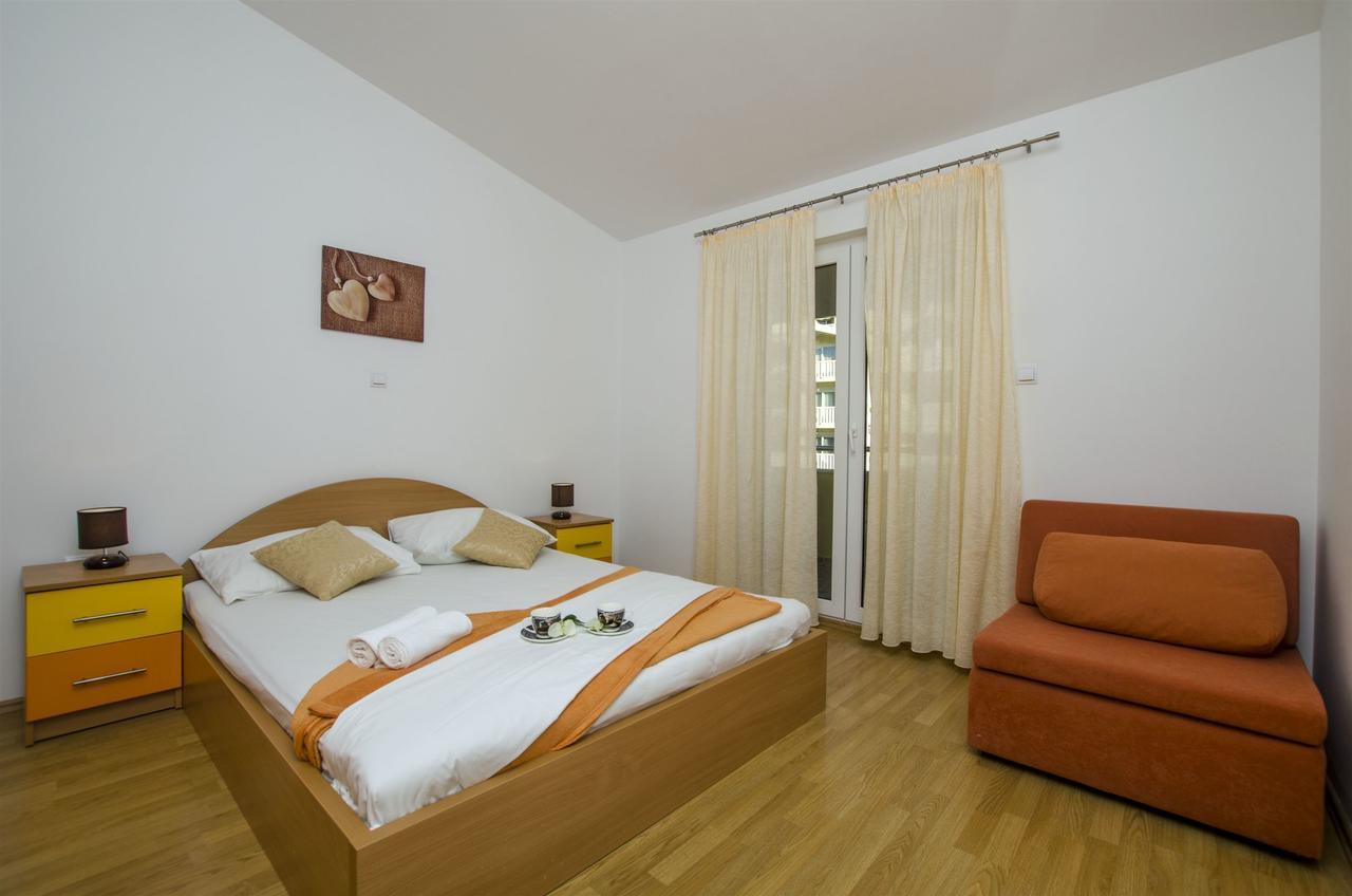 Apartments Srecko Duće Esterno foto