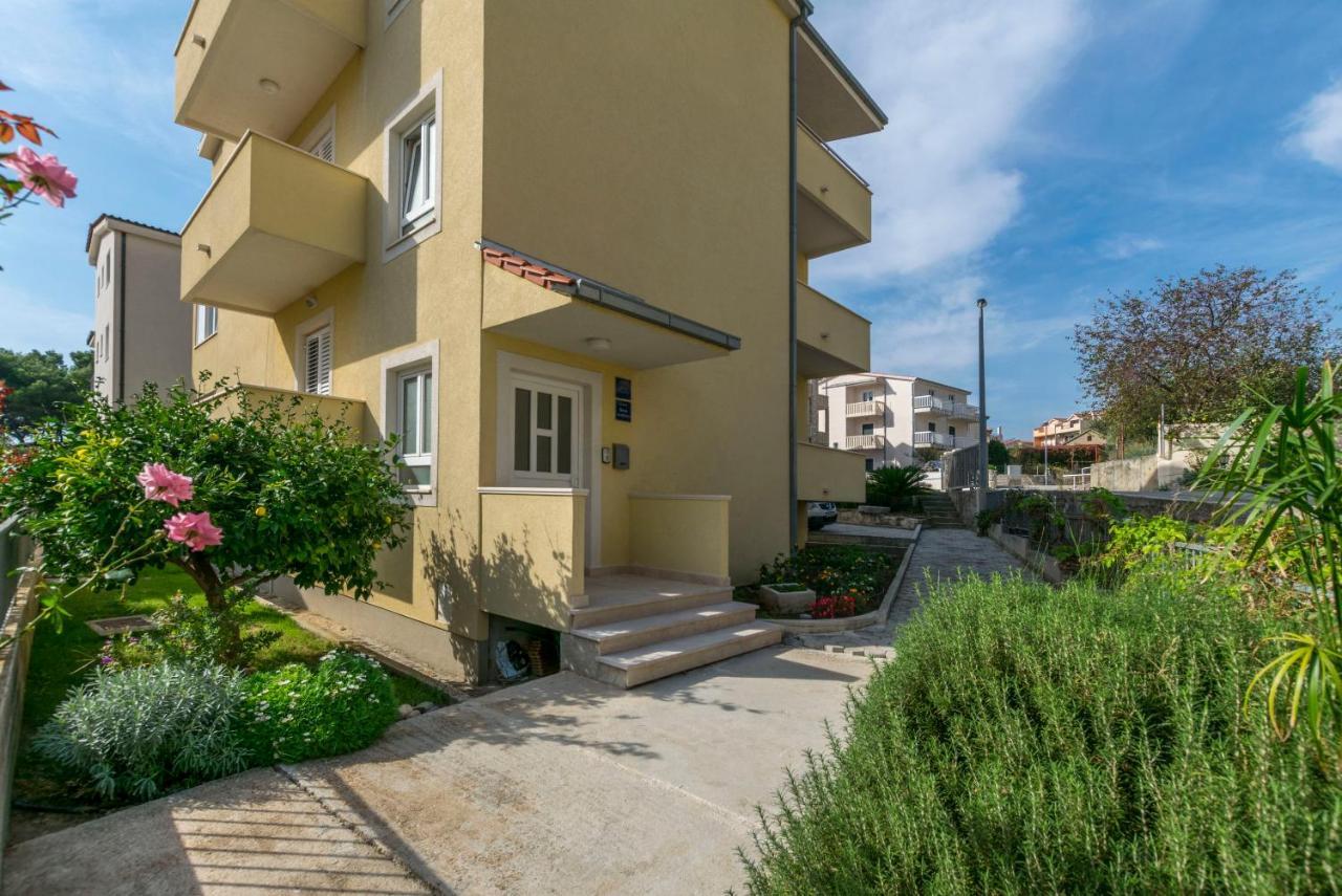 Apartments Srecko Duće Esterno foto